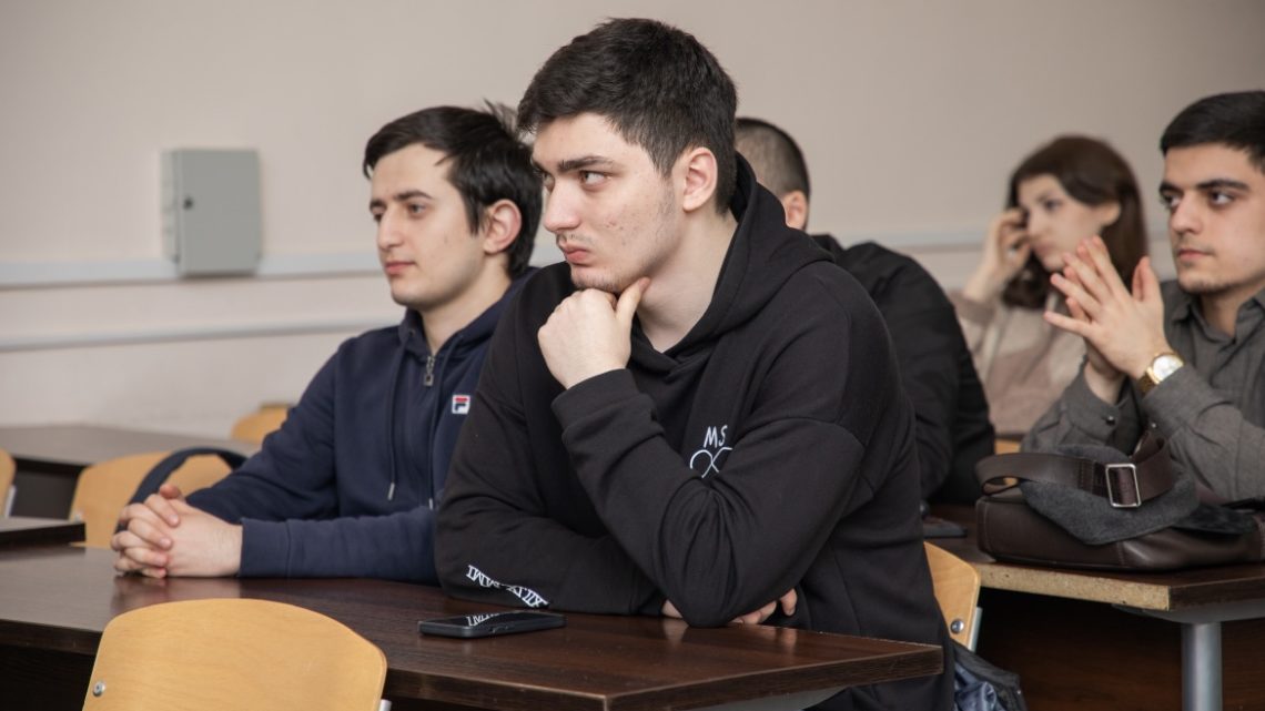 Российский конгресс народов Кавказа провел встречу со студентами МГЮА